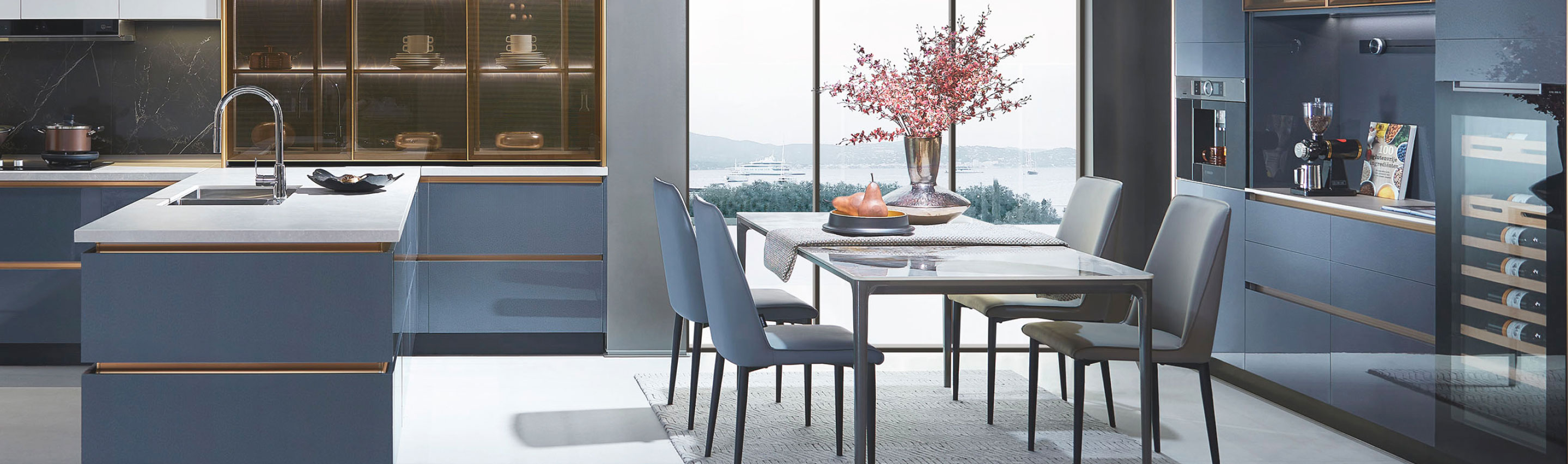 Kitchen & Dining Room
